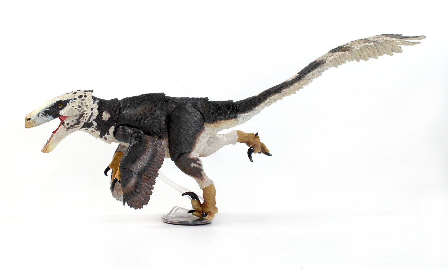 Beasts of the Mesozoic Utahraptor ostrommaysi - 1/18th scale